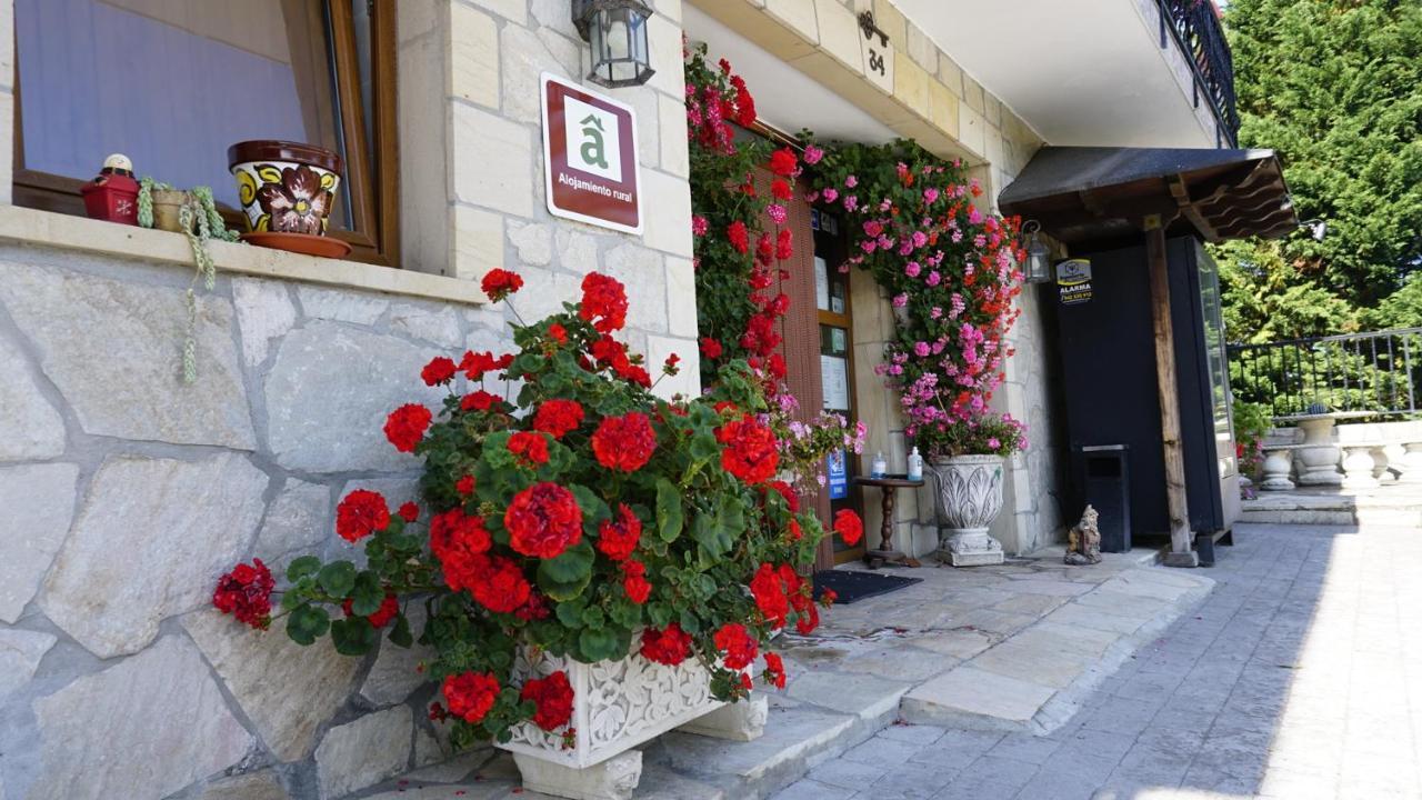 Casa Madrazo Con Piscina Y Parrillas Praves Exterior foto