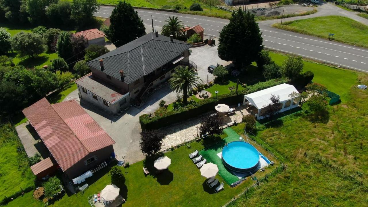 Casa Madrazo Con Piscina Y Parrillas Praves Exterior foto